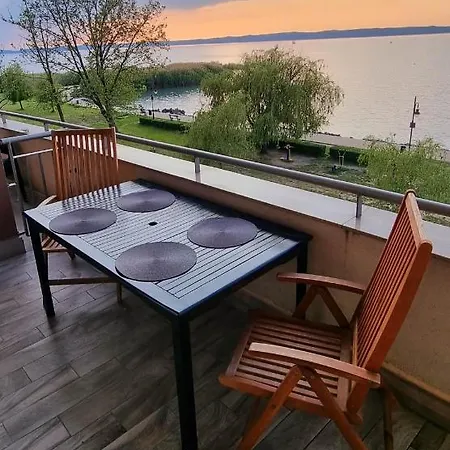 'good Feelings' 公寓式酒店 4*